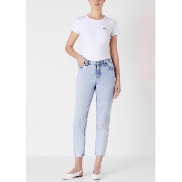 ✨NEW VIKTORIA & WOODS High Rise Acid Wash Jeans✨ - Picture 2 of 8